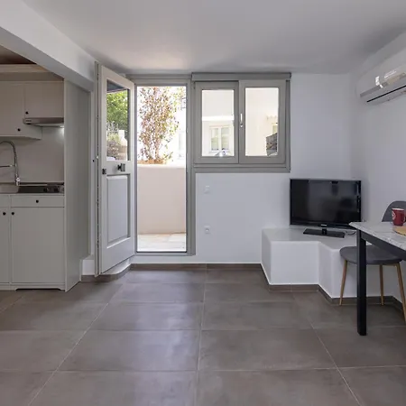 Raffar Luxury Kampos Apartment Tínos